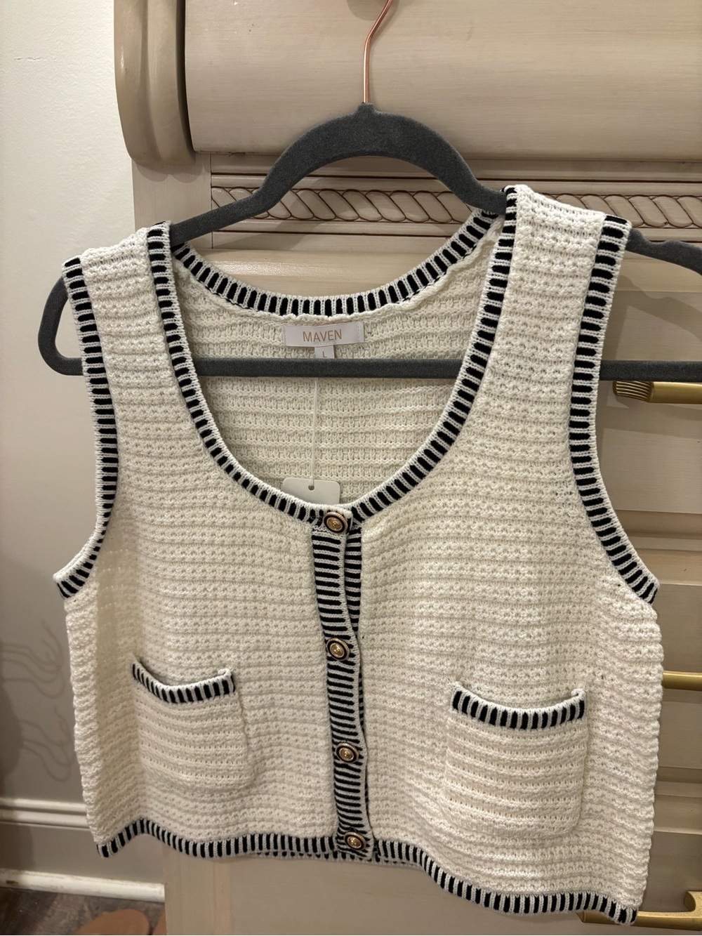 Maven Cream Knit Cropped Vest with Black Trim